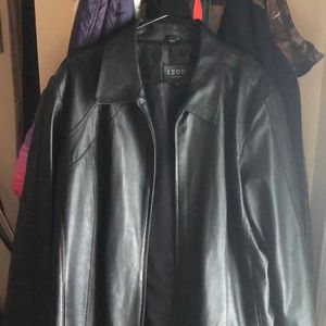 Women’s black leather jacket size 2x